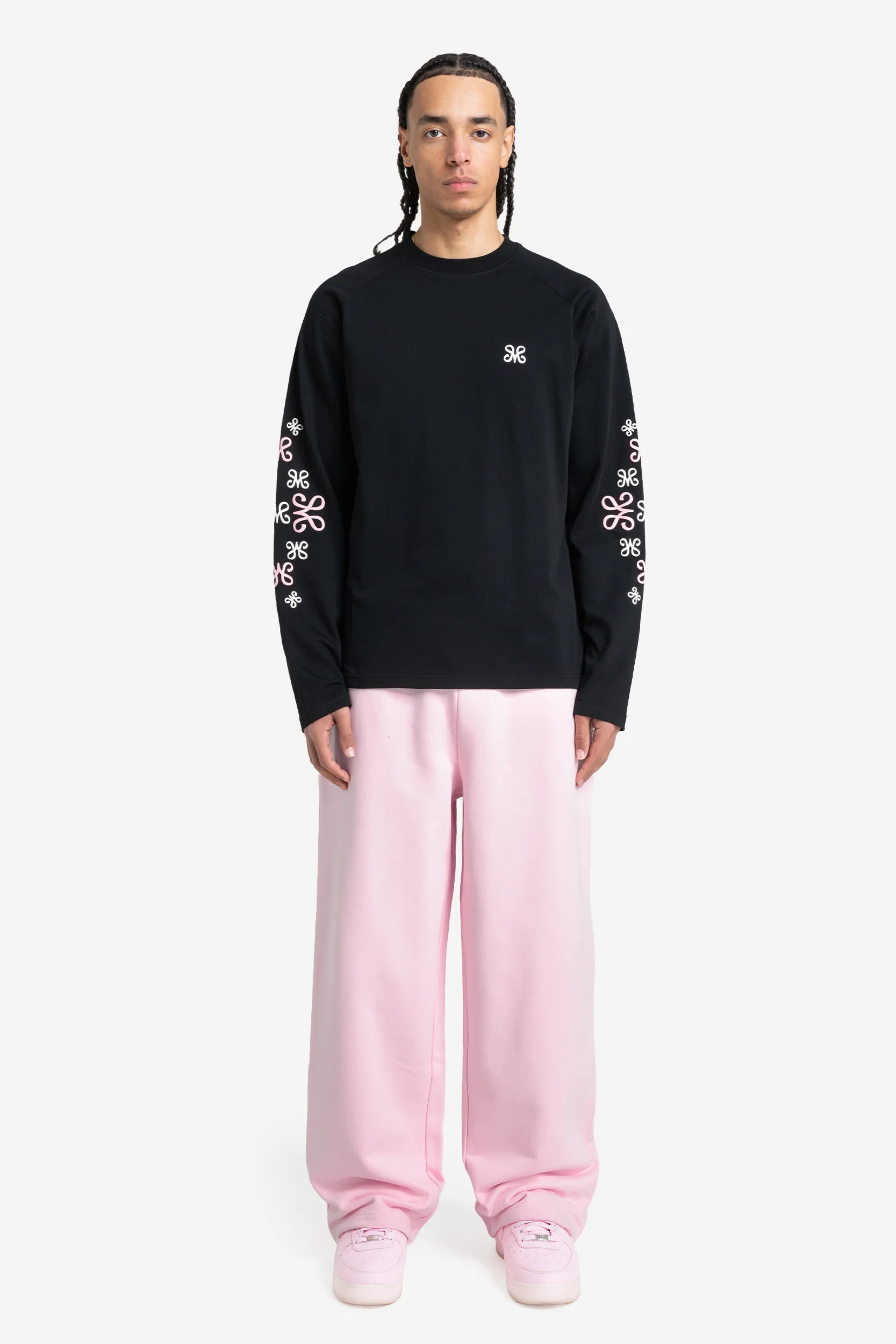 MONOGRAM LONGSLEEVE BLACK - Image 4