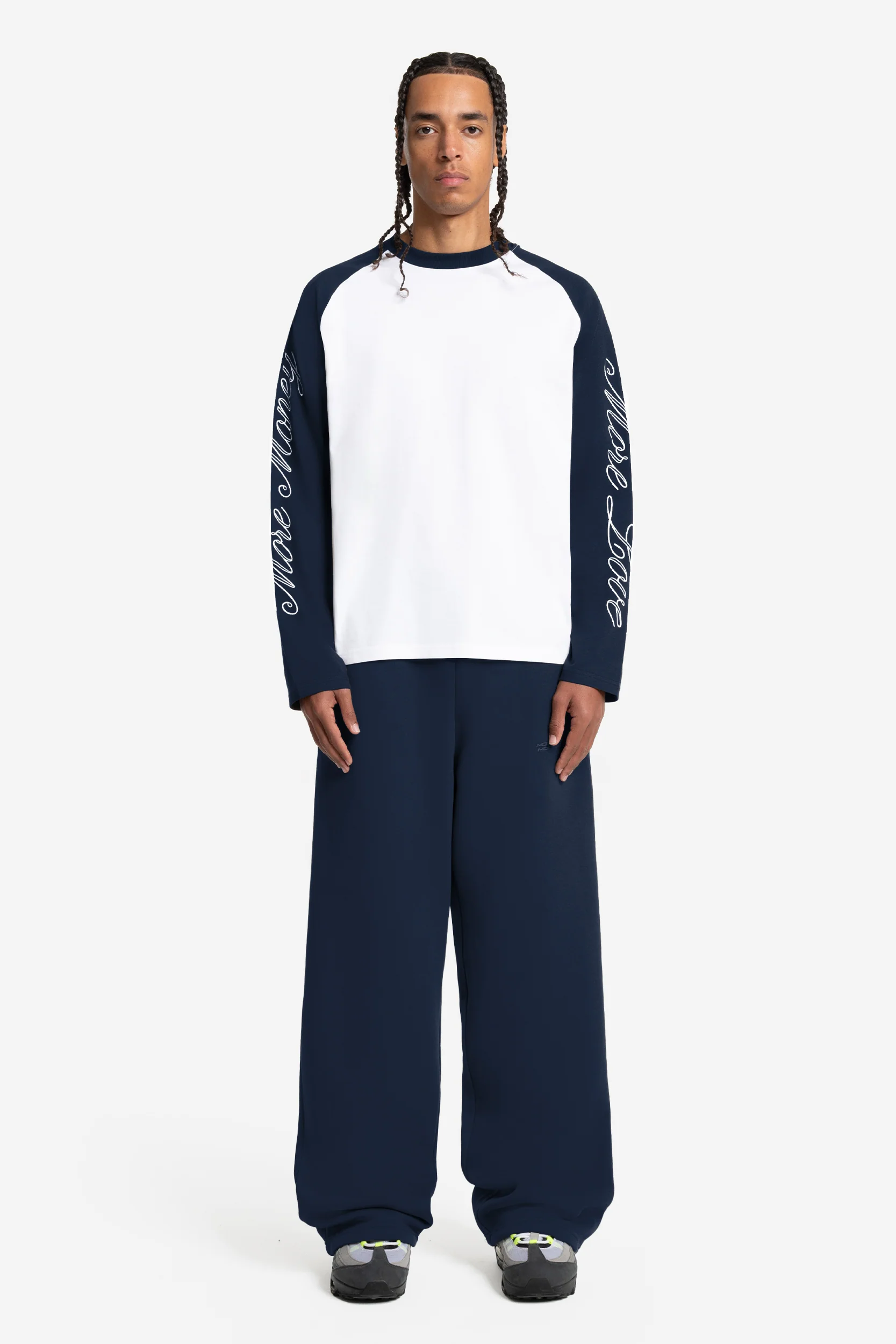 SCRIPT RAGLAN LONGSLEEVE NAVY - Image 3